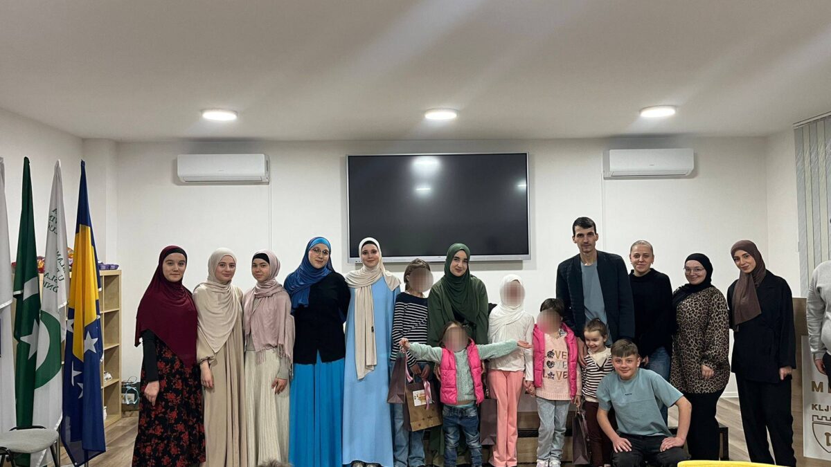 Medžlis Ključ: Iftar za djecu iz Socijalno-pedagoške porodične zajednice „Ključ“
