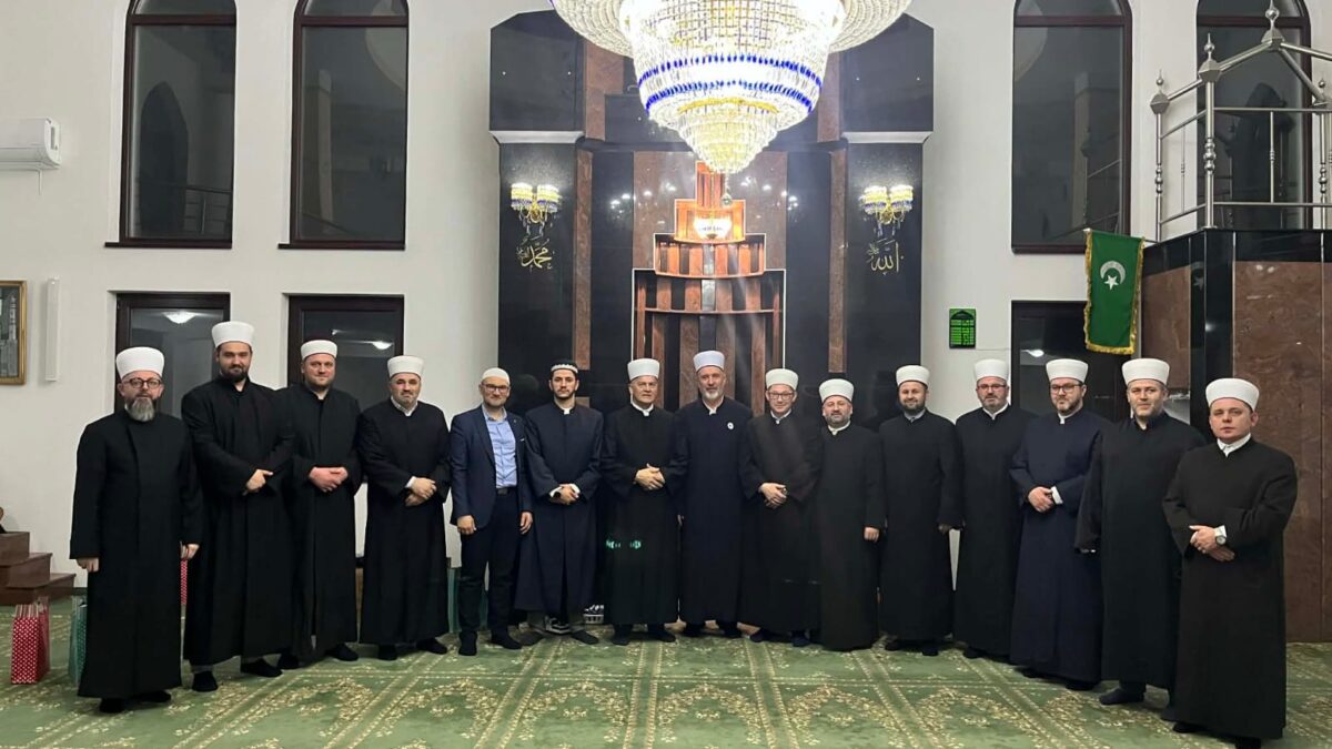 Muftija Smajlović u posjeti Medžlisu Kotor Varoš